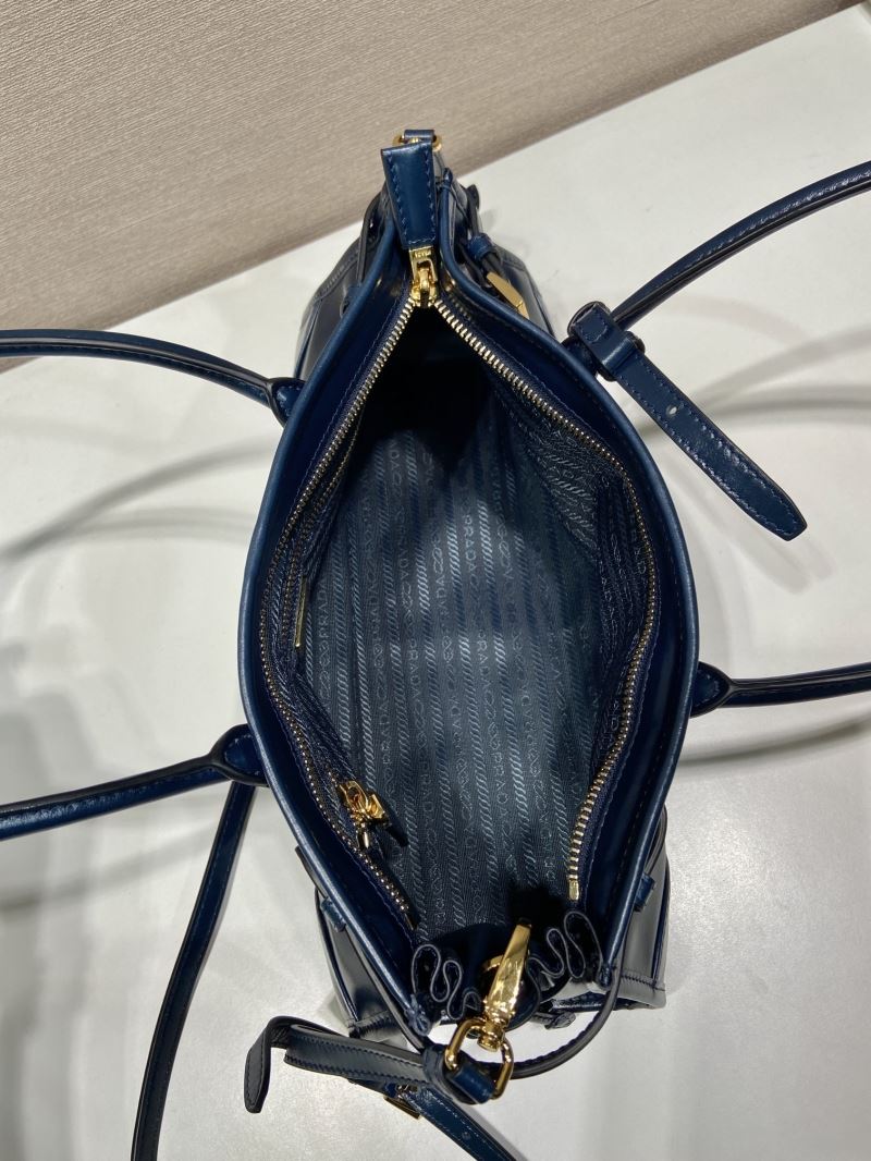 Pra*a top handle bags
